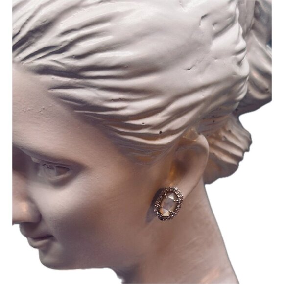 Kendra Scott Rhodium Brass Oval Silhouette Mother Of Pearl Cz Stud Earrings - Picture 2 of 8